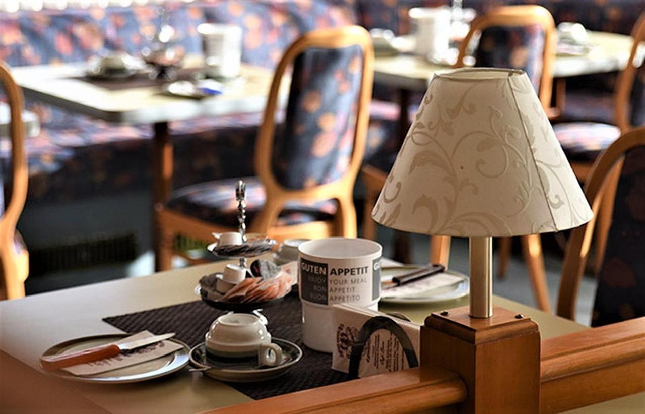Hotel Conditorei Cafe Baier Schoemberg  외부 사진